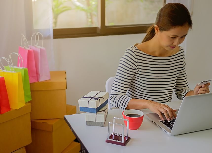 Why Start an E-commerce Business in Dubai?