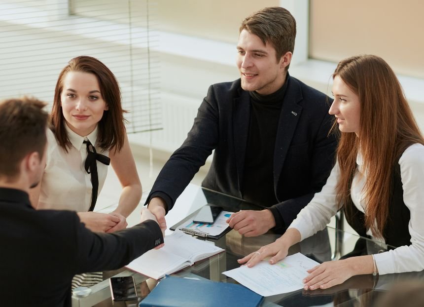 Nominee Services in Dubai: Secure Business Ownership While Maintaining Privacy