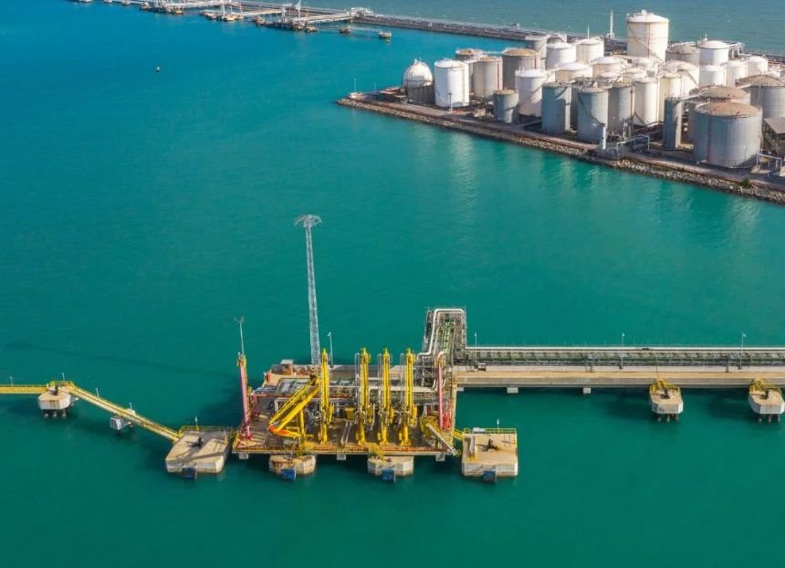 How to Start Offshore Refined Oil Product Trading Abroad: A Step-by-Step Guide