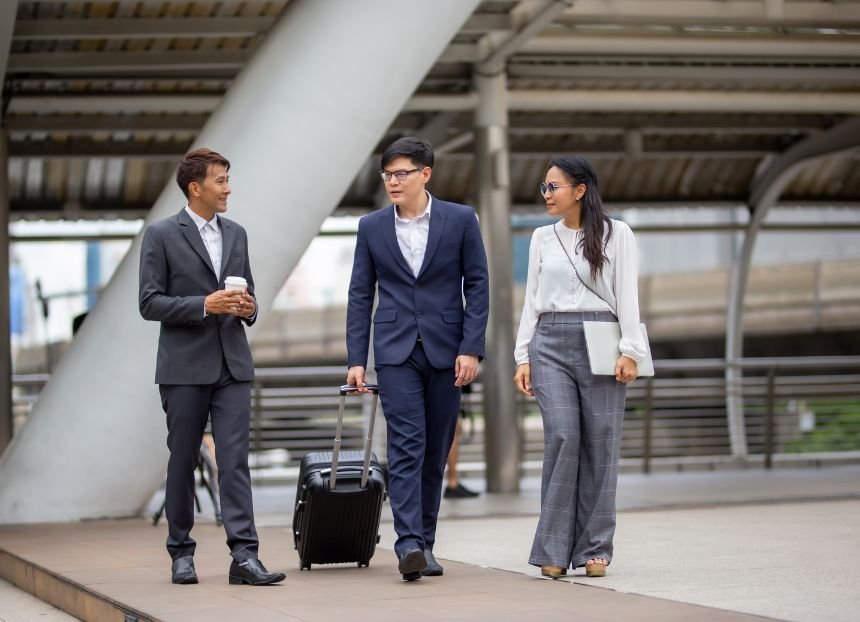 Can Foreigners Own 100% of a Mainland Business in the UAE? Latest Rules