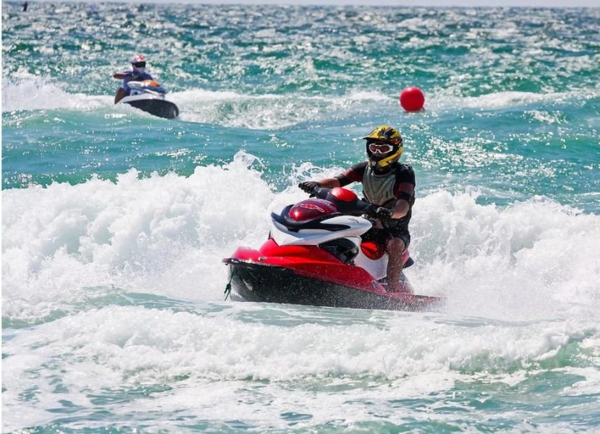 How to Start Jet Ski Trading Business in Dubai: A Step-by-Step Guide